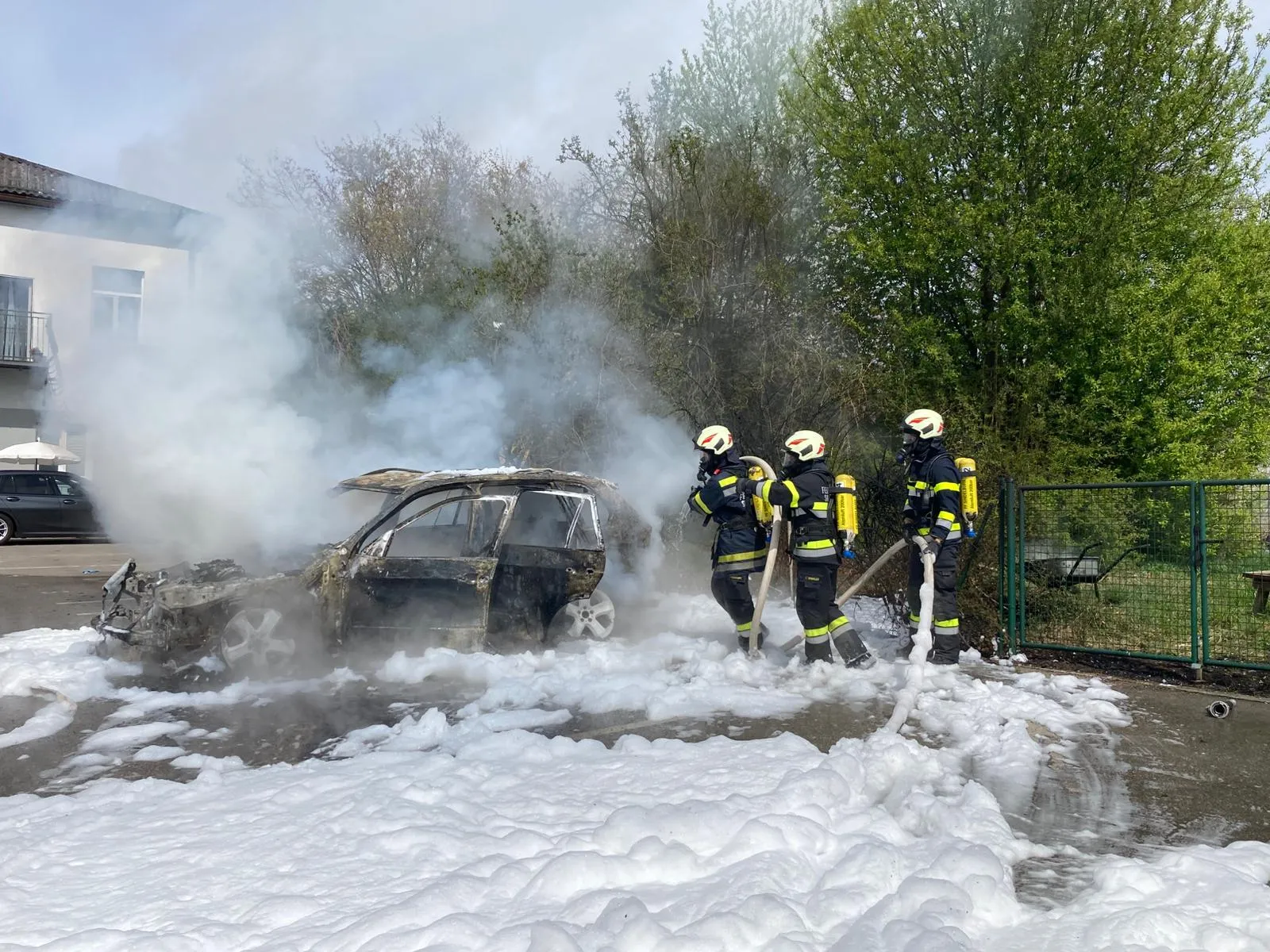 B2 - Fahrzeugbrand Bild 3