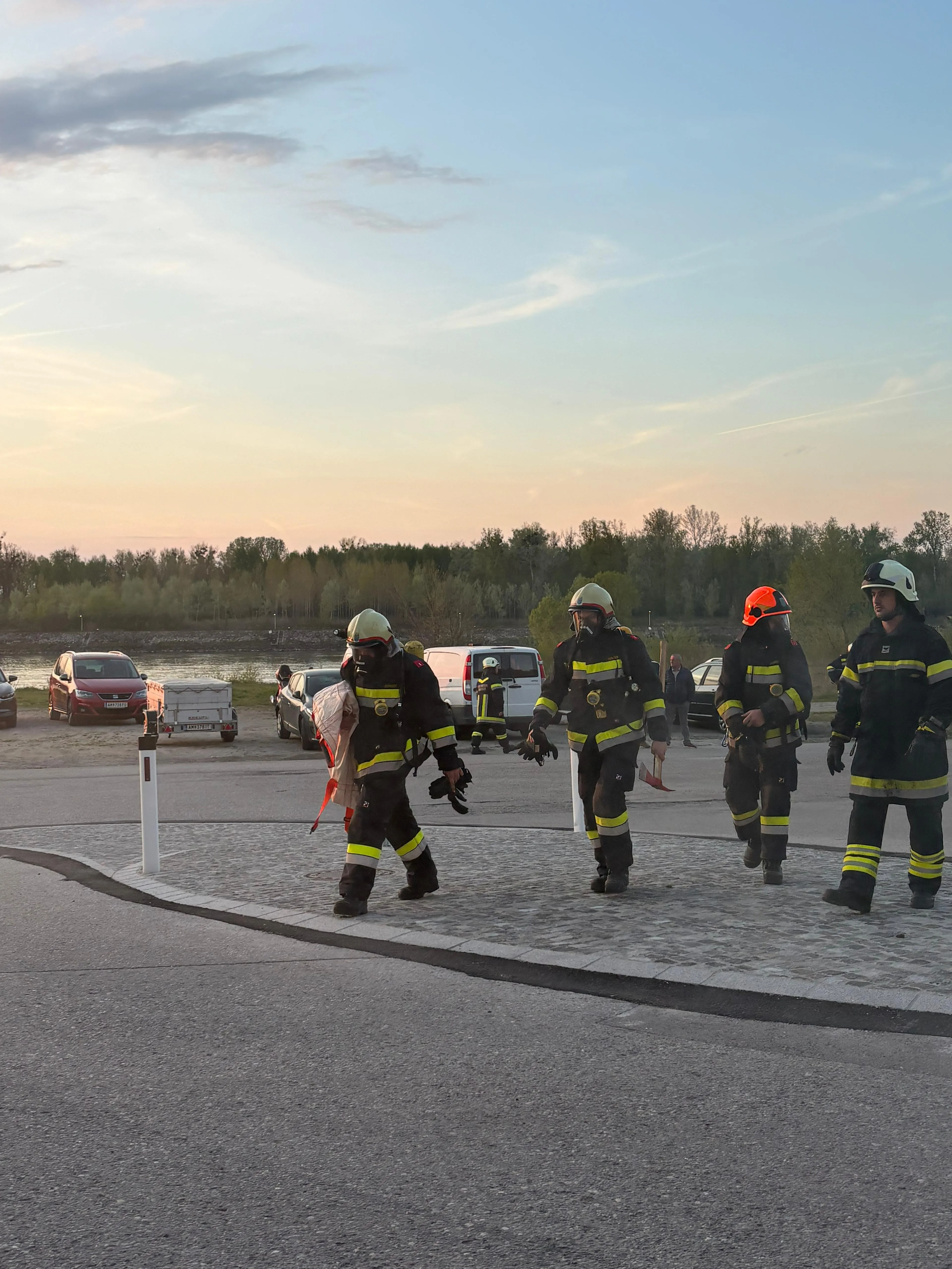 Brand im Wohngebäude - Gesamtübung Bild 5