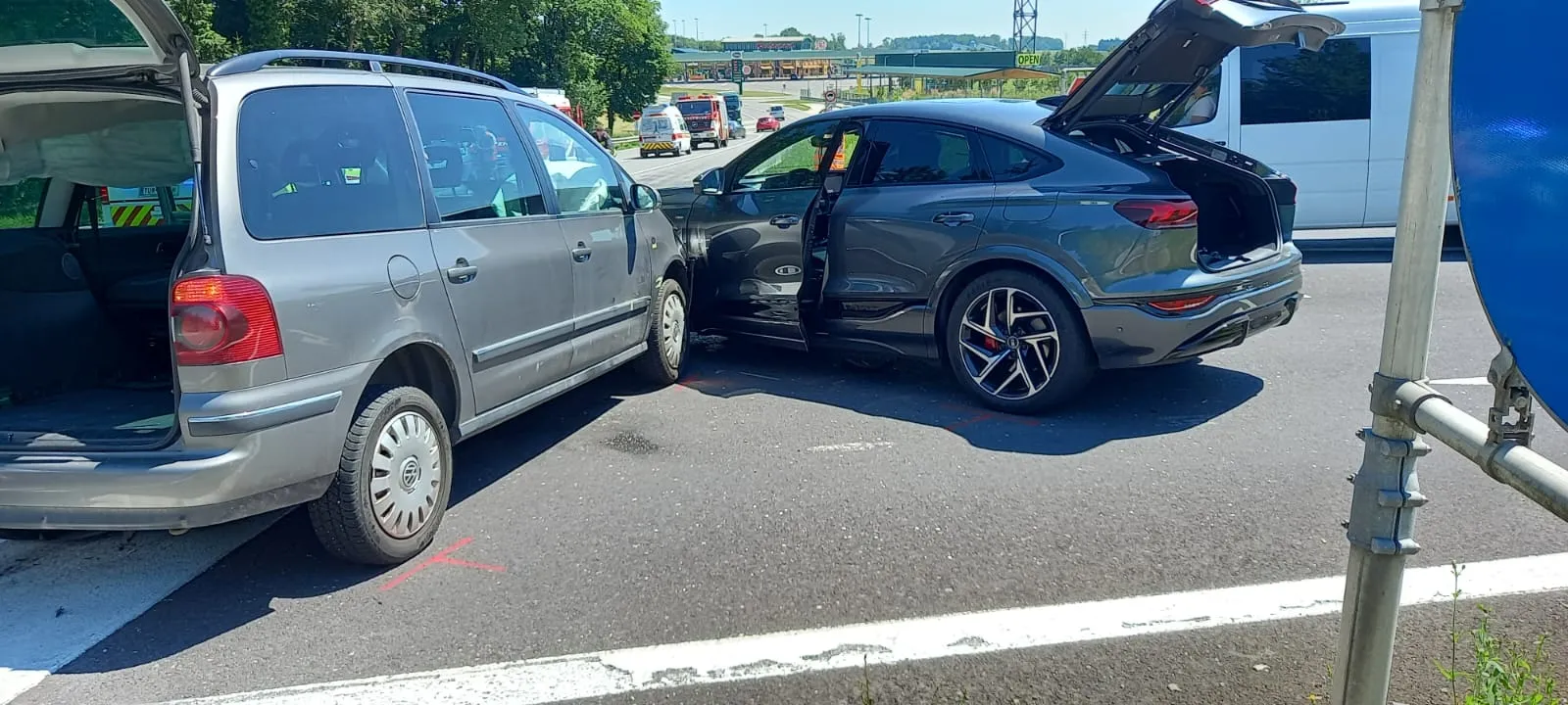T1 - Verkehrsunfall Bild 4