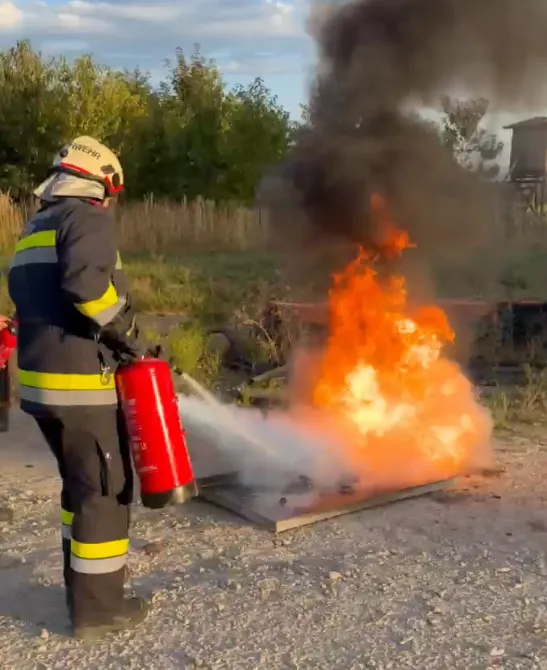 Feuerlöscher-Übung